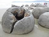 Moeraki Boulders