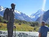 ed hillary statue and roger watts