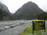 The road up to Franz Josef Glacier