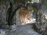 Bear cave in Jardin de la Fontaine