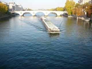 boating on the seine