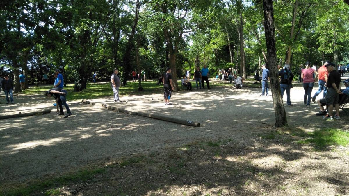 les boules at lac beaupuy