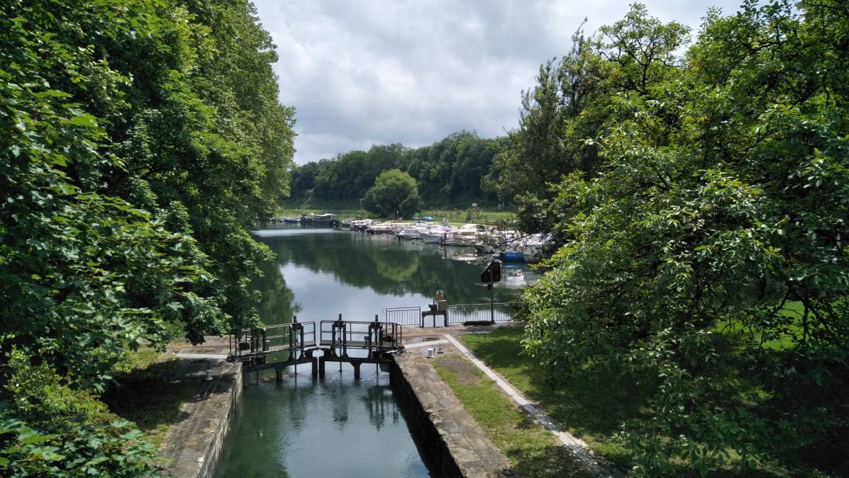 canal-lateral-de-garrone