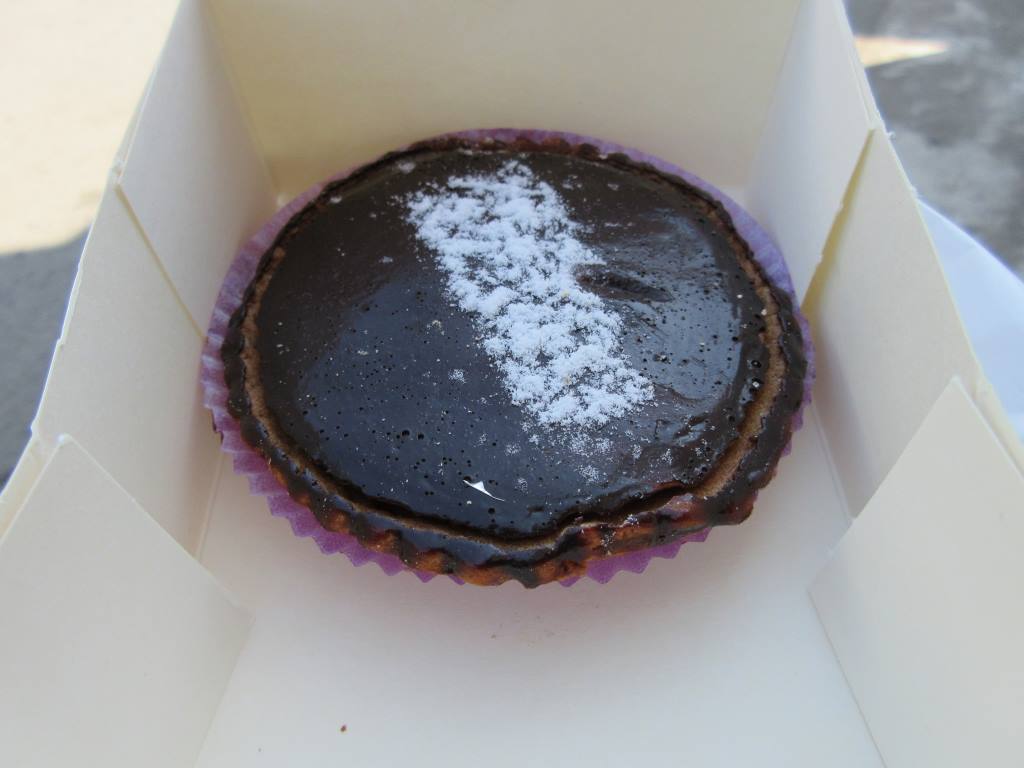 Chocolate tart