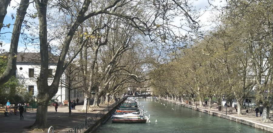 annecy canal