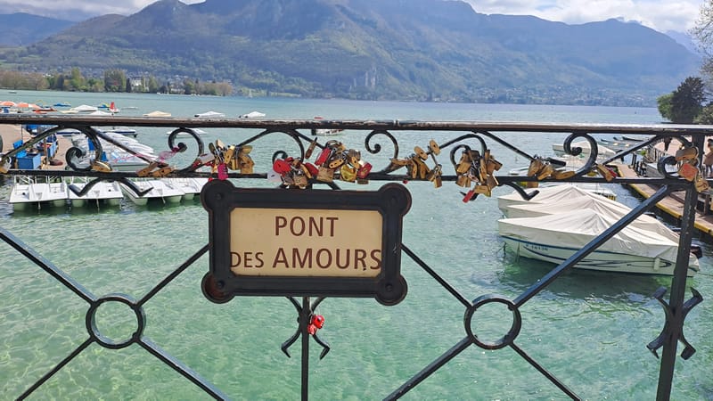 pont des armours annecy